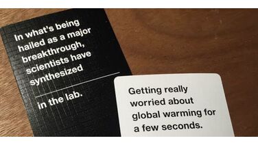 Mensen zijn helemaal geschokt wanneer ze ontdekken dat er verborgen kaarten zijn in Cards Against Humanity