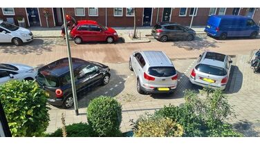 Het Instagram-account ‘Parkeren is een vak, niet twee’ levert geniale foto’s op