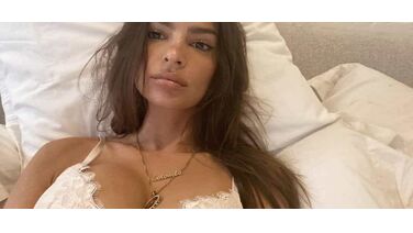 Emily Ratajkowski kondigt nieuwe relatie aan en heel de wereld is stomverbaasd