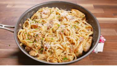 Hét recept voor pasta-liefhebbers: romige pasta kip-carbonara