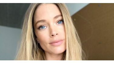 Doutzen Kroes zet haar woning in Fries geboortedorp te koop