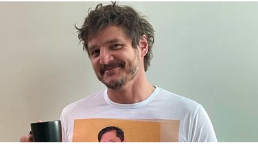 Wat is het salaris en vermogen van acteur Pedro Pascal?