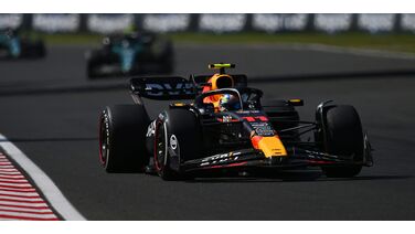 Instagram-video laat het bizarre snelheidsverschil tussen de Formule 1 en Formule 2 zien