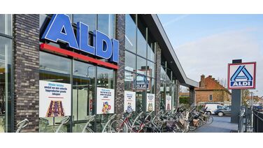 ALDI verkoopt een speciale e-bikehelm met allerlei snufjes (€59,99)