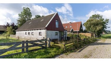 Funda-opknapper: boerderij-achtige woning te koop voor slechts €150.000,-