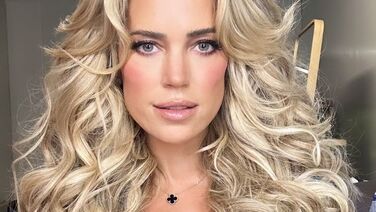 Sylvie Meis doet stof opwaaien met foto’s in piepkleine bikini: ‘Goddess!’