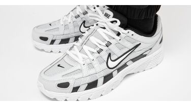 5 Nike sneakers die nu al te koop zijn met Black Friday-korting