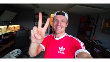 YouTuber Enzo Knol koopt een héél dikke nieuwe Lambo