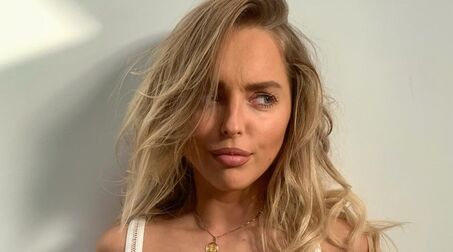 Luna Stevens komt met eigen kalender vol gewaagde foto's | MAN MAN