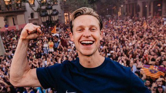 Frenkie de Jong in het lijstje van top 10 duurste Nederlandse transfers.