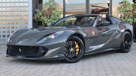 ferrari auto peter gillis te koop