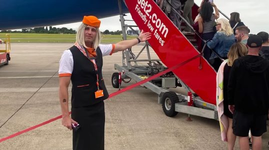 ibiza stewardess man grap