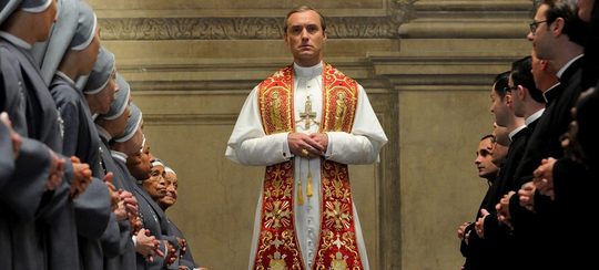Illustratie voor: Netflix serie tip: The Young Pope met Jude Law knalt met een IMDb-score van een 8,4