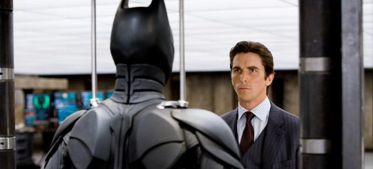 Illustratie voor: Batman fans opgelet: Christian Bale’s Batsuit is te koop voor $100.000,-