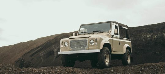 Illustratie voor: Land Rover D90 Herritage: terrein rijden was nog nooit zo stijlvol