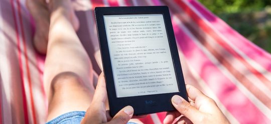 e-reader lezen thuis digitaal goedkoop