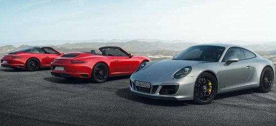 Porsch 911 carrera gts man man 3