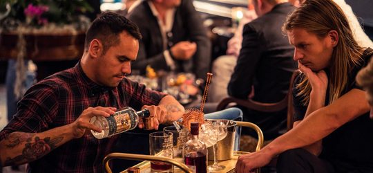 sipsmith 100 martini man man