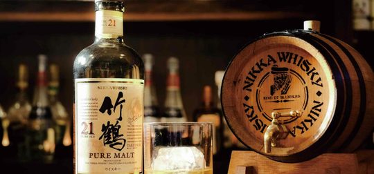 japanse whisky man man