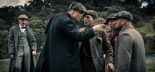 Illustratie voor: Dit is hoe jij de flat cap kunt combineren bij je outfit