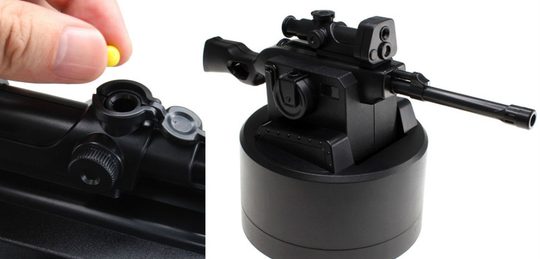 Illustratie voor: Houd je collega’s op afstand met deze bestuurbare BB gun mini sniper