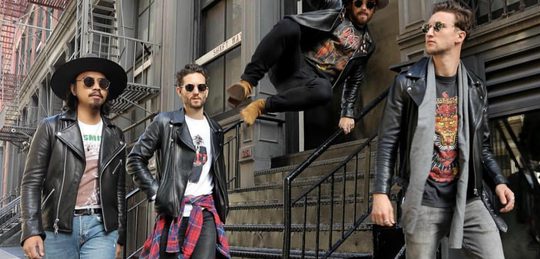 Illustratie voor: Zo creëer je de Rock & Roll look zonder er fout uit te zien