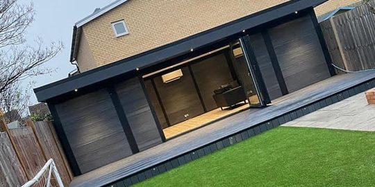 mancave in achtertuin