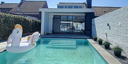 Deze Funda-woning in Zeeland is hét ultieme vakantiehuis in eigen land
