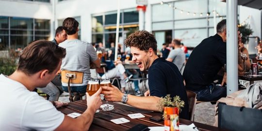 Leuke Terrassen in Eindhoven bier wijn