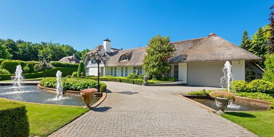 peter gillis verkoopt luxe villa België (1)