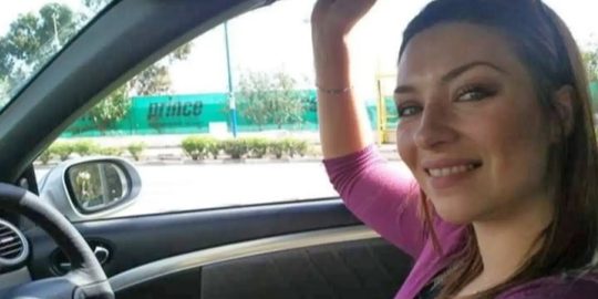 courtney-eerste-slachtoffer-tinder-swindler