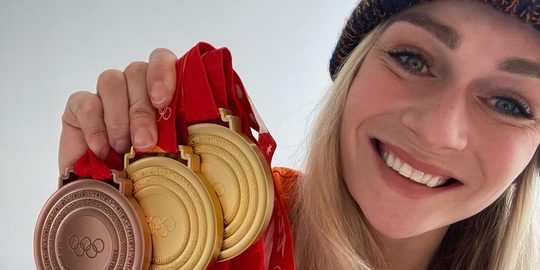 hoeveel verdienen irene schouten suzanne schulting aan medialles