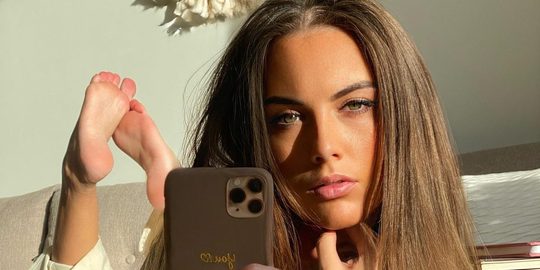 love-island-deelneemster-uit-de-kleren-instagram lisa moerman