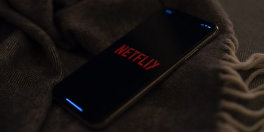 Gedeelde netflix accounts kosten boete