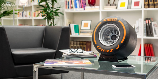 Illustratie voor: Deze leipe speaker is dé droom van Formule 1-fans