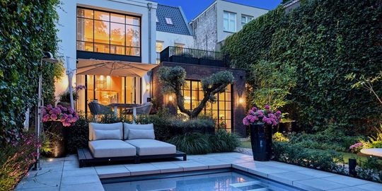 Illustratie voor: Dochter van oud Quote 500-lid zet villa in Den Bosch te koop voor € 5,5 miljoen