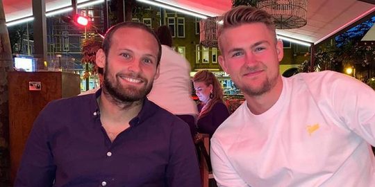 Illustratie voor: Rondleiding: topvoetballer Daley Blind zet de helft van z’n Amsterdamse woning in de verkoop