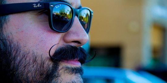 MOVEMBER SNOR
