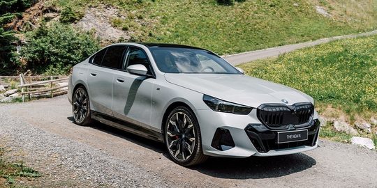 BMW i5