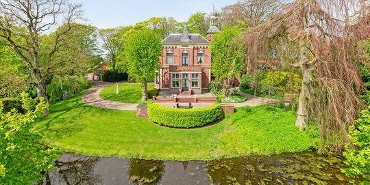 huis middelstum te koop villa