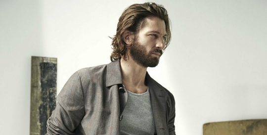 michiel huisman lang haar