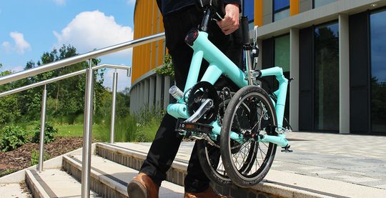 Illustratie voor: Deze opvouwbare e-bike is enorm licht in beschikt over alle functionaliteiten