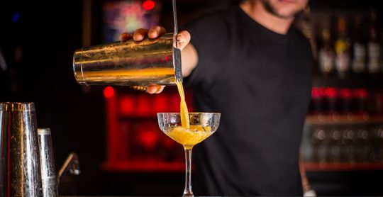 salaris barman