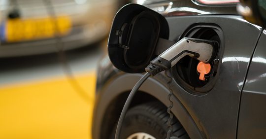 goedkoopste gemeenten elektrische auto opladen kosten waar