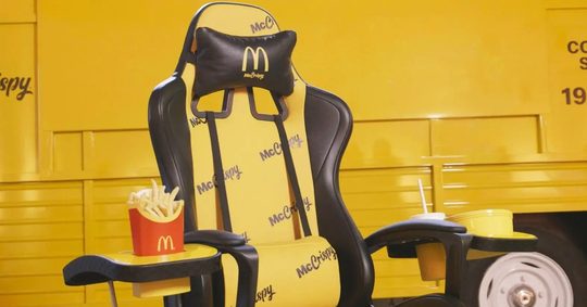 McDonald's gamestoel met houders