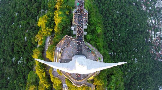 Illustratie voor: 2015’s mooiste foto’s gemaakt met Drones