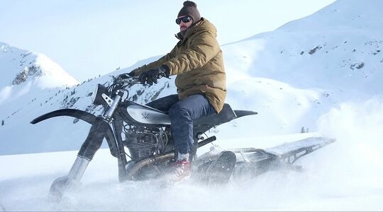 Illustratie voor: Motor Yamaha HL500 uit 1979 omgebouwd tot sneeuwcrossmotor
