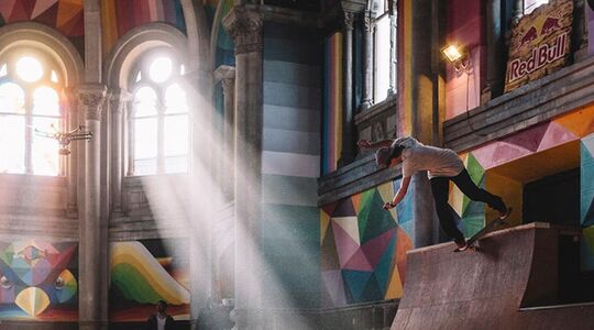 Illustratie voor: Church Brigade bouwt kerk om tot awesome skatepark