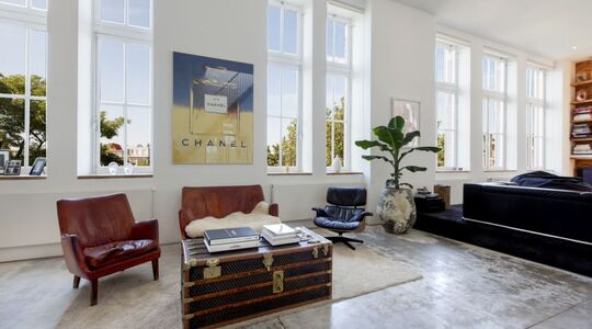 Illustratie voor: Amsterdams Penthouse van oprichter Denham te koop