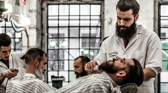 Illustratie voor: Barber knipt demente man al vijf jaar voor nop
